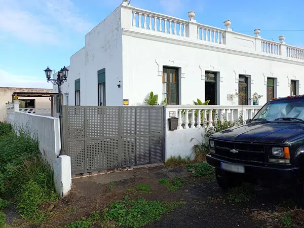 Chalet adosado en calle Juan Fernández, 33 - Foto 1