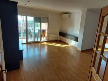 Piso en Nueva Alcala - Foto 1