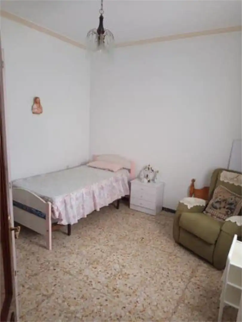 Chalet en barrio la fábrica - Foto 3