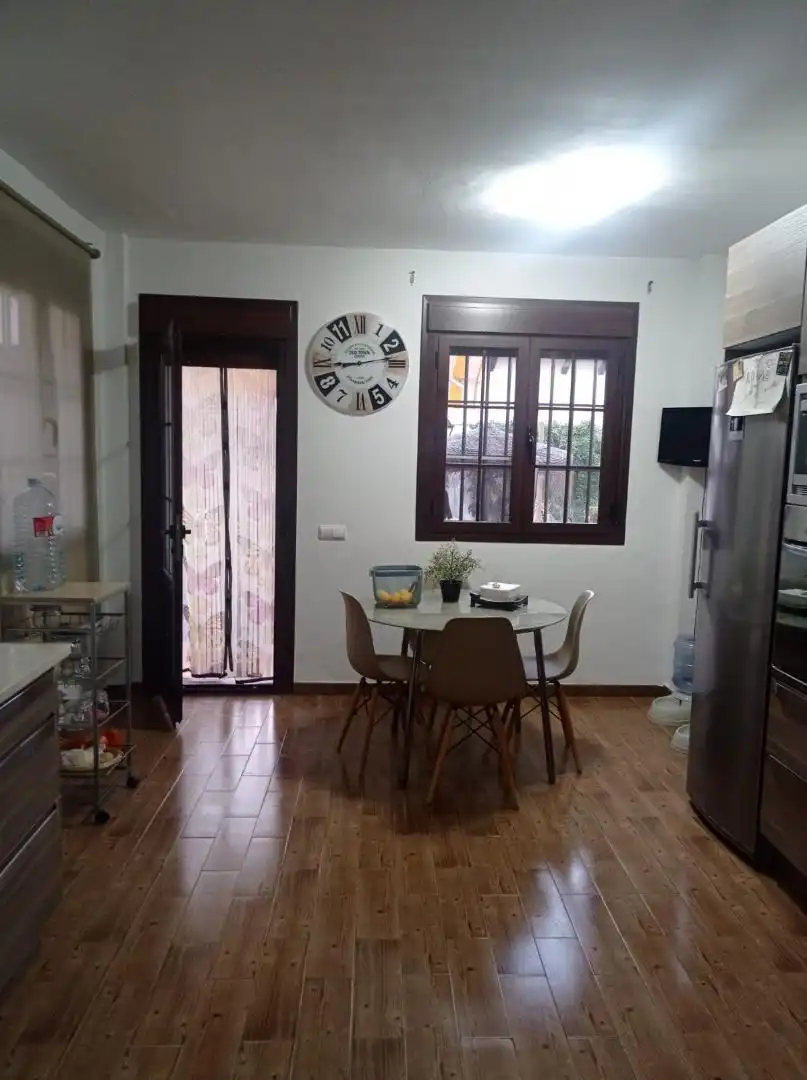 Chalet en  Calle Diputado Antonio Fernández Bolaños 17 - Foto 9