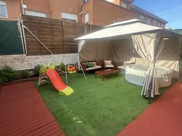 Chalet en  Calle del Himno 72 - Foto 4