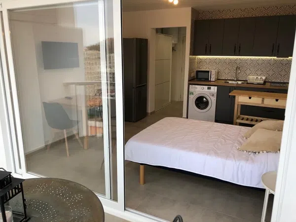 Estudio en calle de Miquel Rosselló i Alemany, 51 - Foto 3