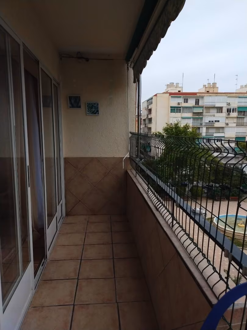 Piso en  Calle Fiscal Miguel Gutiérrez Carbonell 7 - Foto 4