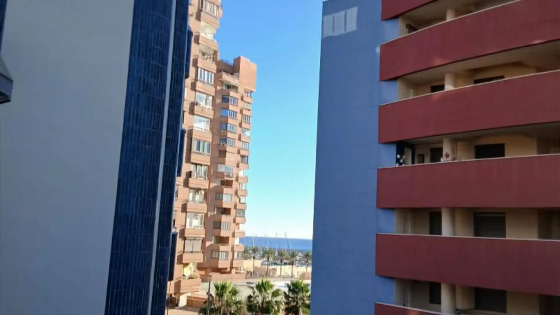 Ático en  Calle del Capitán 37 - Foto 9