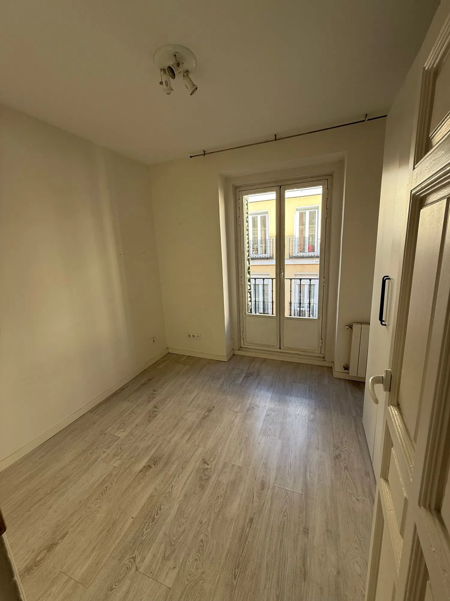 Piso en calle de Manuela Malasaña, 15 - Foto 9