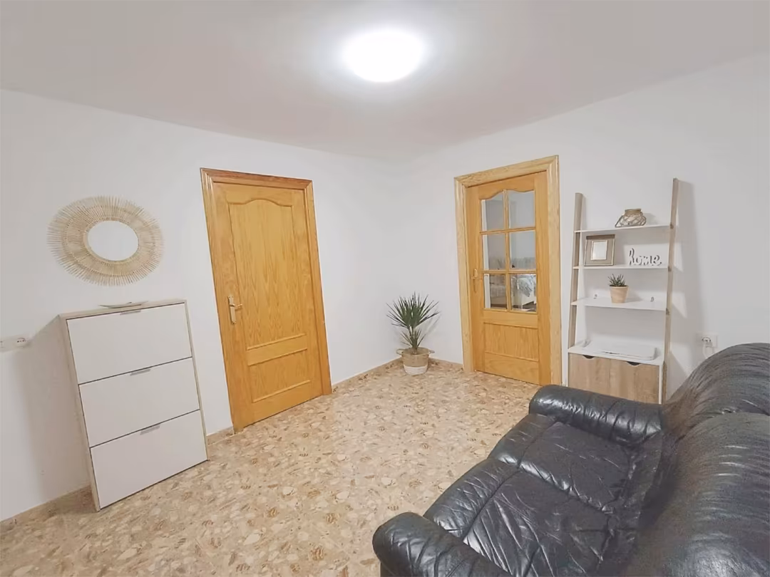 Casa adosada en  Calle General Castaños 3 - Foto 4