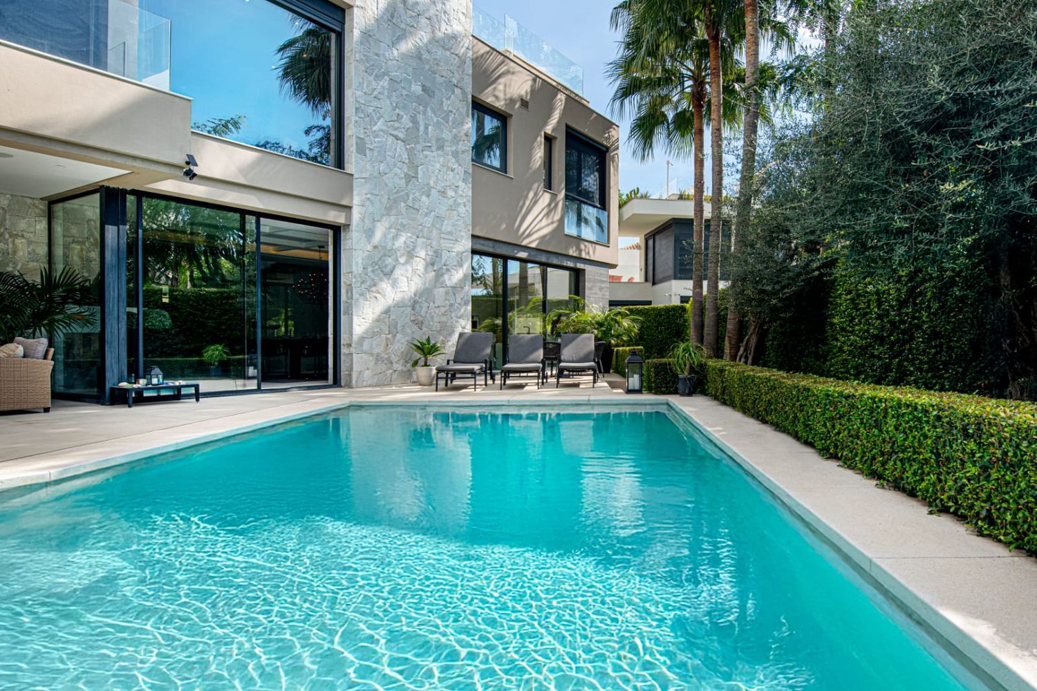 Casa independiente en Barrio La Carolina-Guadalpín - Foto 32