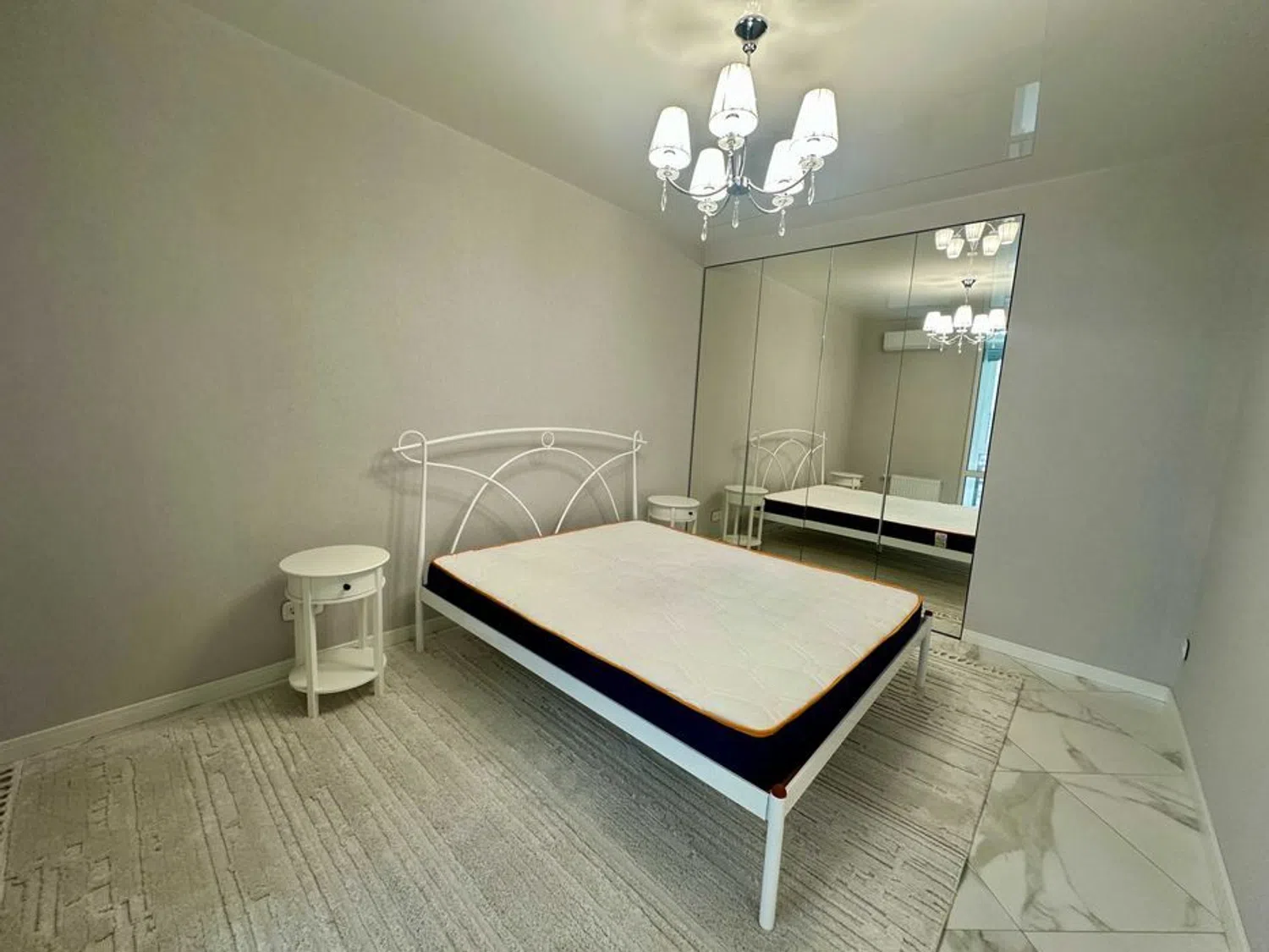 Piso en C. Cruz del Molinillo, 21 - Foto 1