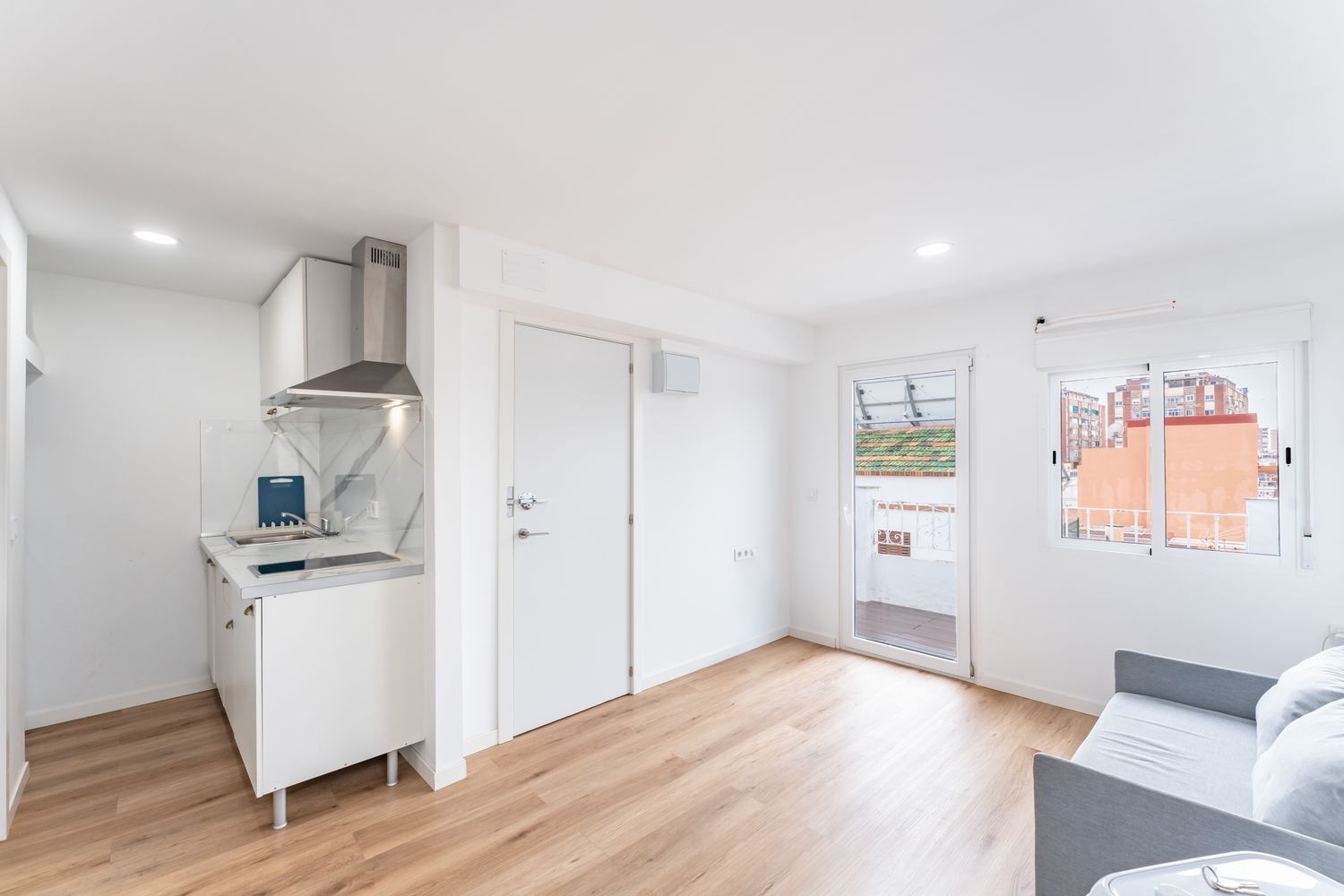 Estudio en calle Fernando Chirino, 6