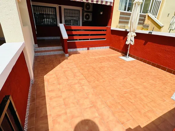 Casa o chalet independiente en Calle Laguna de Gallocanta, 195, Zona Lago - Los Almendros - Foto 6