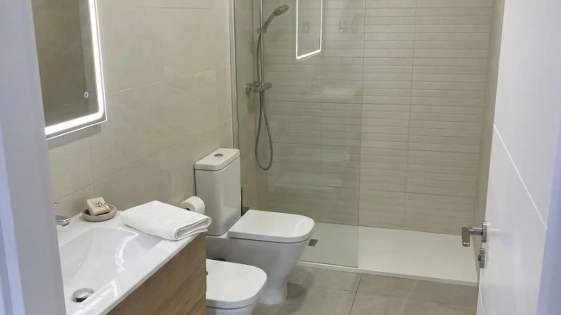 Piso en  Carretera de Chile 75 - Foto 9