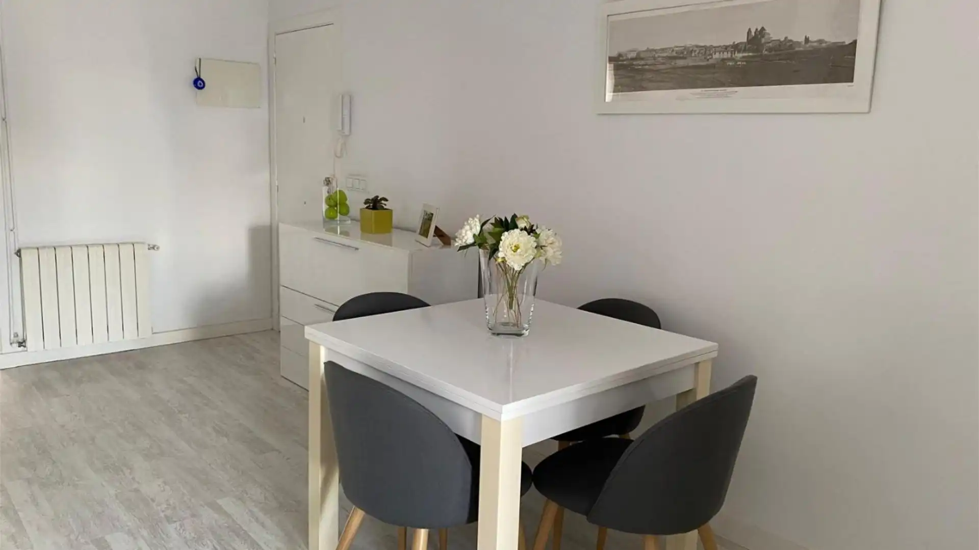 Piso en  Plaça Doctor Pérez Rosales 3 - Foto 3