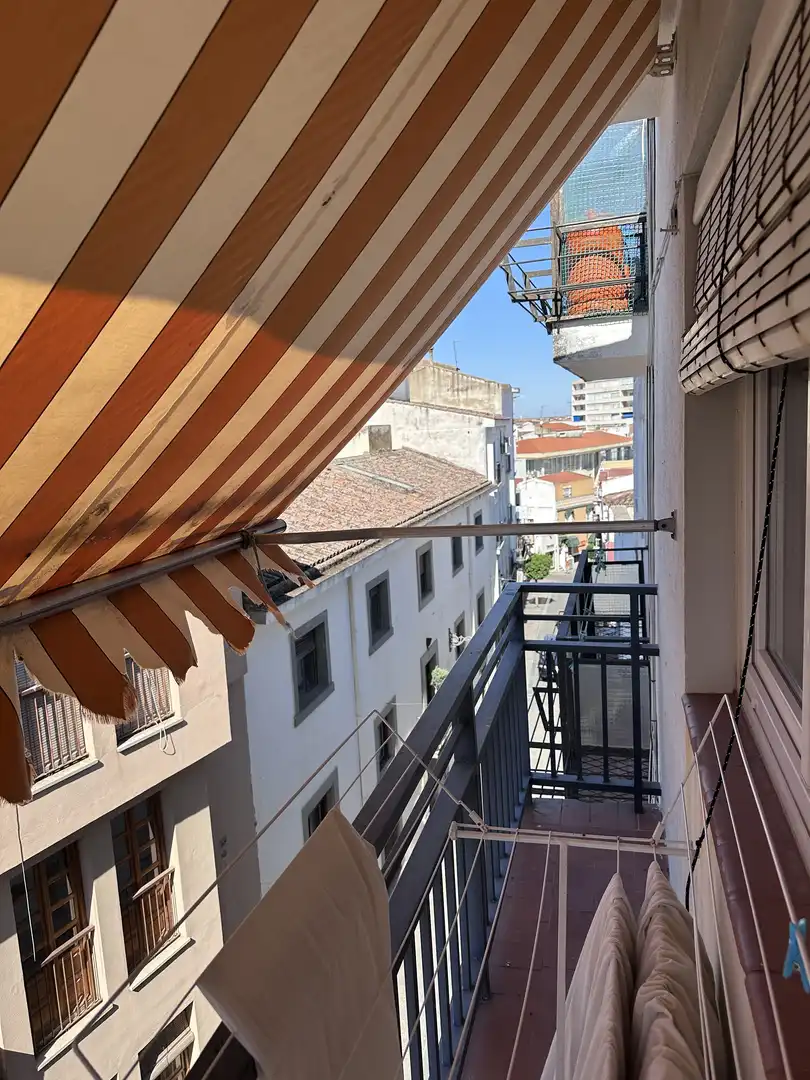 Piso en  Calle José Ramón Mélida 21A - Foto 3