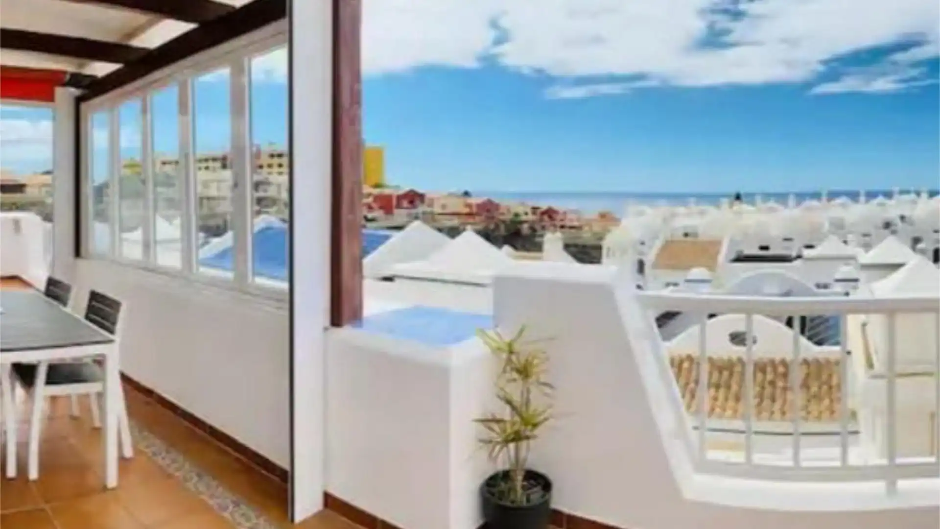 Piso en  Avenida Adeje 300 30 - Foto 5