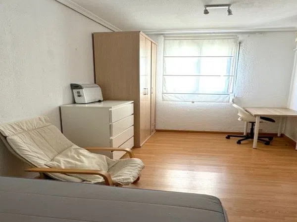 Piso en calle de Alberto Aguilera, 12