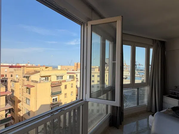 Piso en Alameda de Colón, 24, Ensanche Centro - Soho - Foto 2