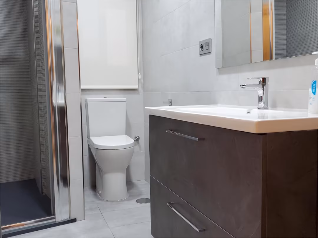 Piso en  Avenida Reyes Católicos 68