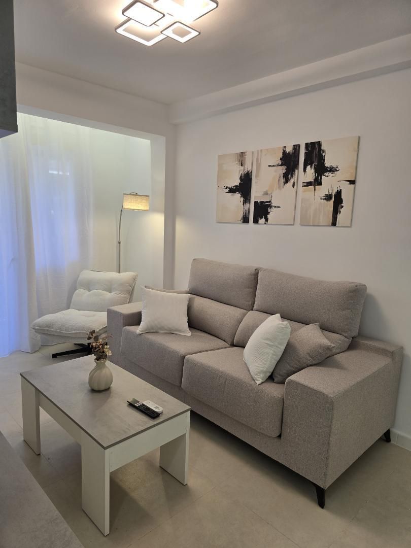 Piso en  Pasaje Escritor Pérez de Rivas 1 - Foto 3