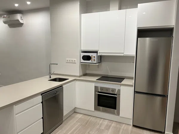 Estudio en calle de la Gloria, 14 - Foto 2