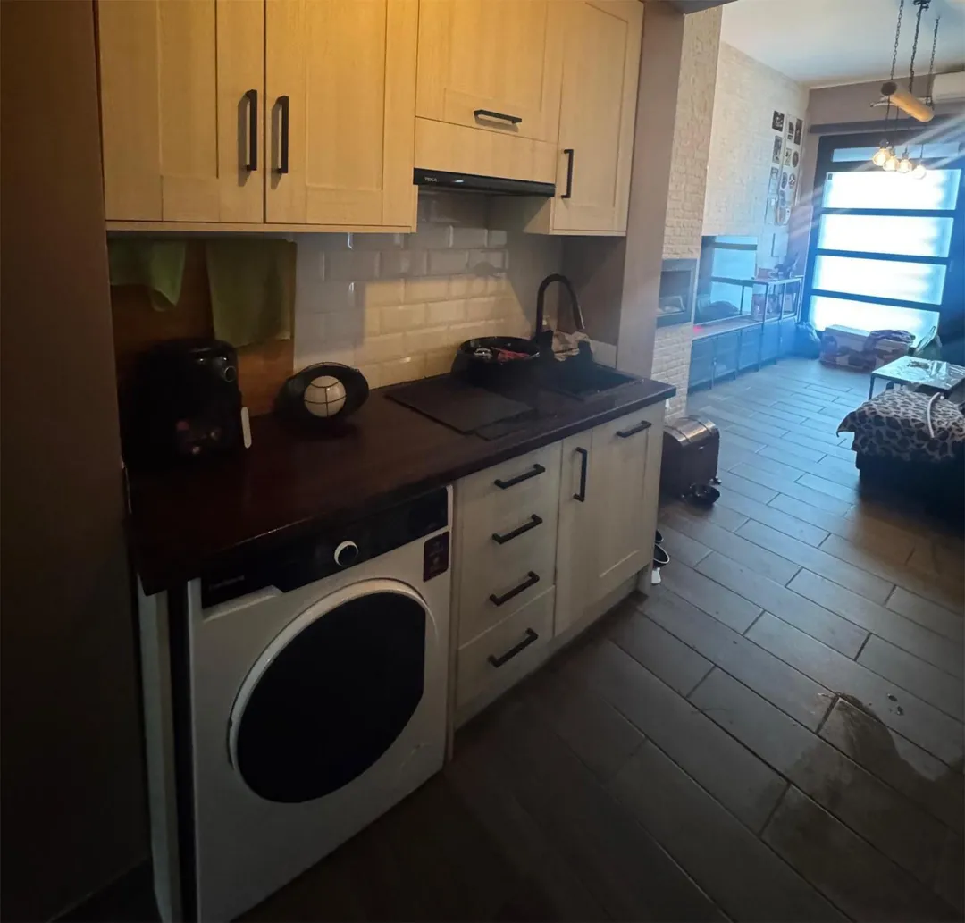 Estudio en  Gran Via de les Corts Catalanes 19 - Foto 3