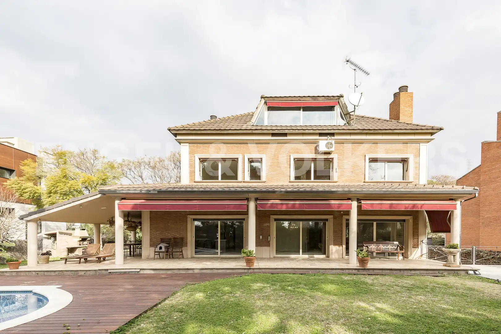 Chalet en Esplugues de Llobregat - Foto 2
