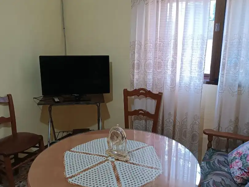 Casa adosada en  Avenida del Imperio Romano 74 - Foto 3