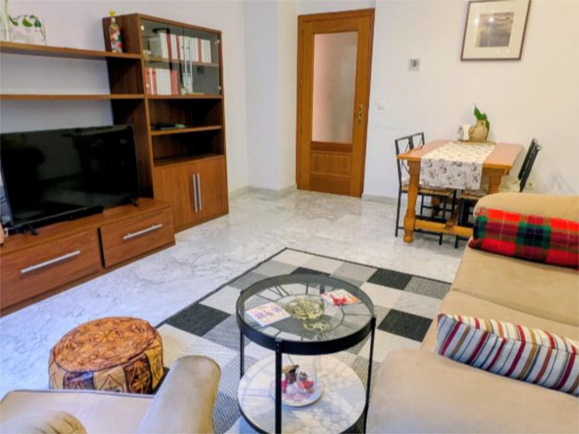 Piso en  Avenida de Medina Azahara 31 - Foto 2