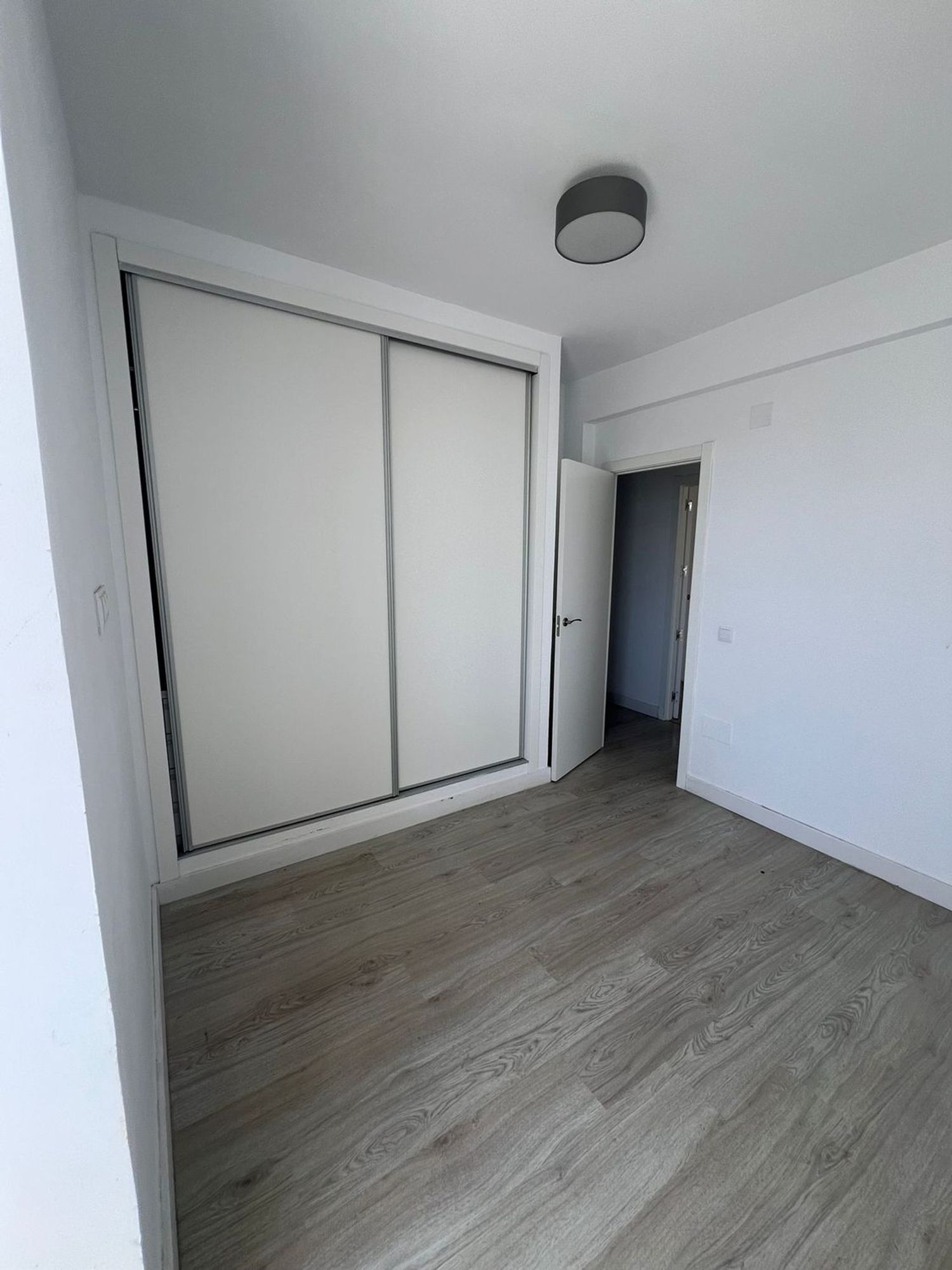 Piso en Avenida Juan Sebastián Elcano, 129 - Foto 10