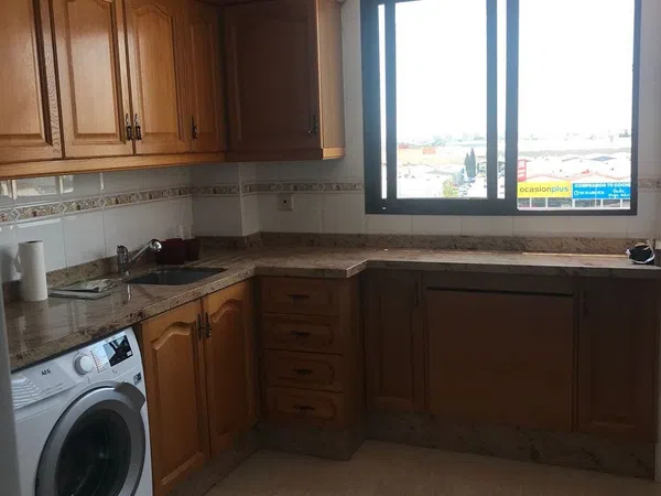 Piso en Calle Hermanos Rosell Mata, 1, Zona Ensanche-Parque Santa Rosa - Foto 2