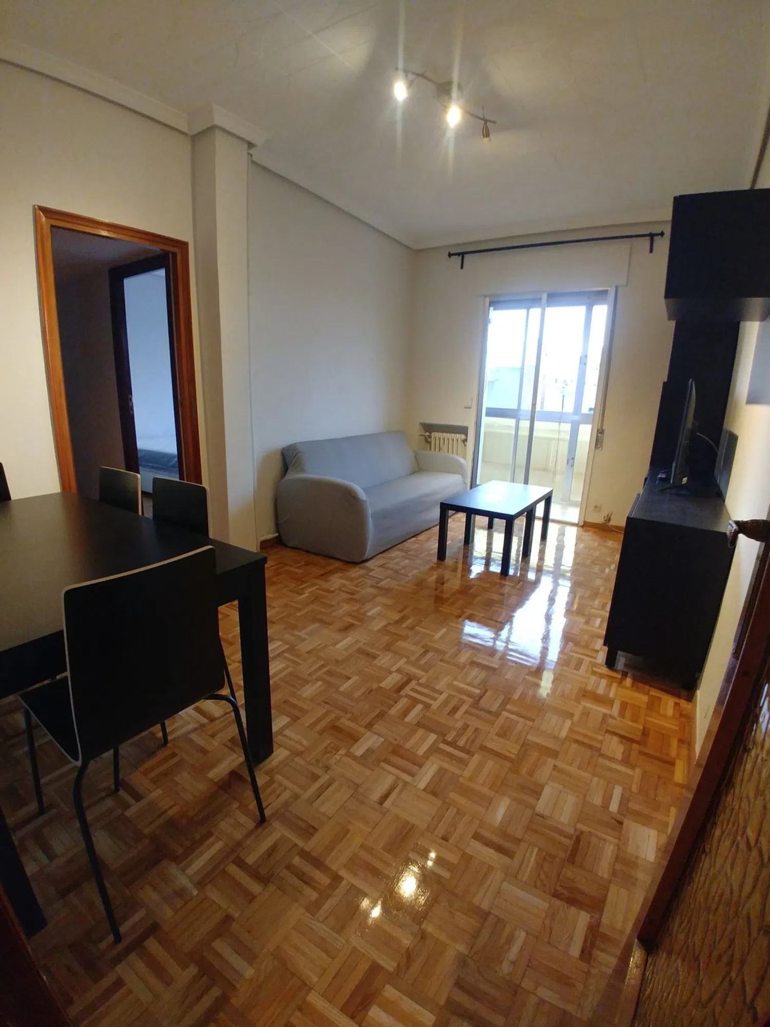 Piso en calle de Antonio López, 158 - Foto 1