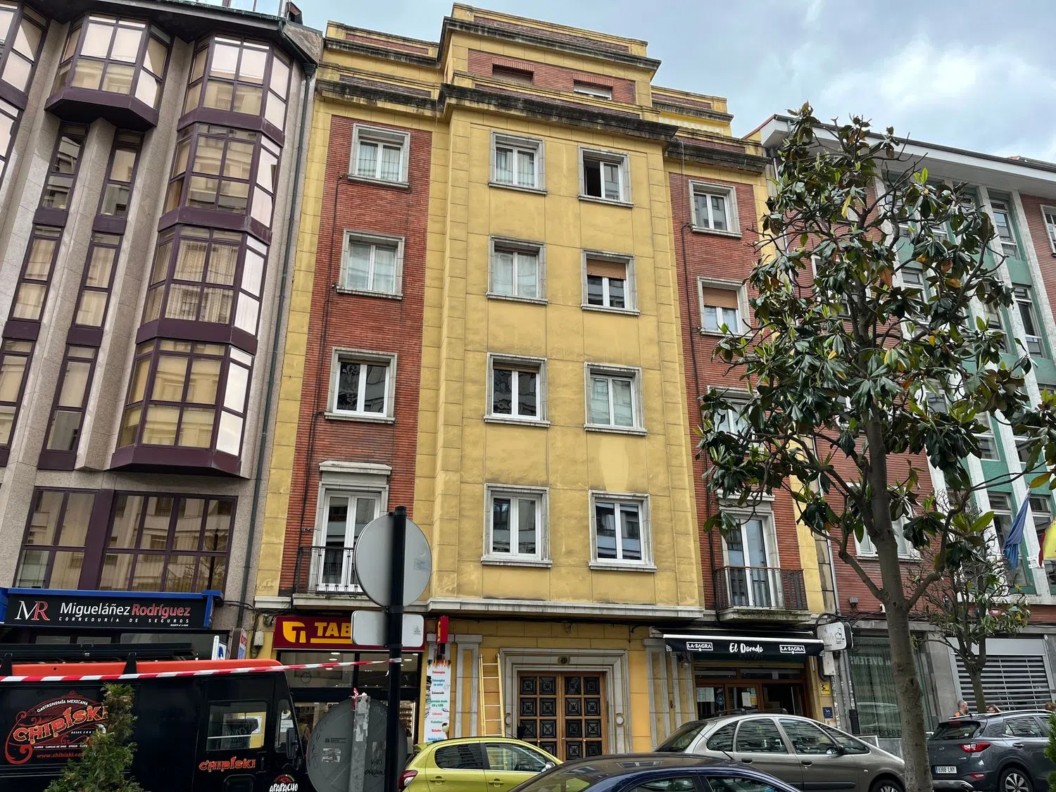 Piso en calle González Besada, 11 - Foto 5
