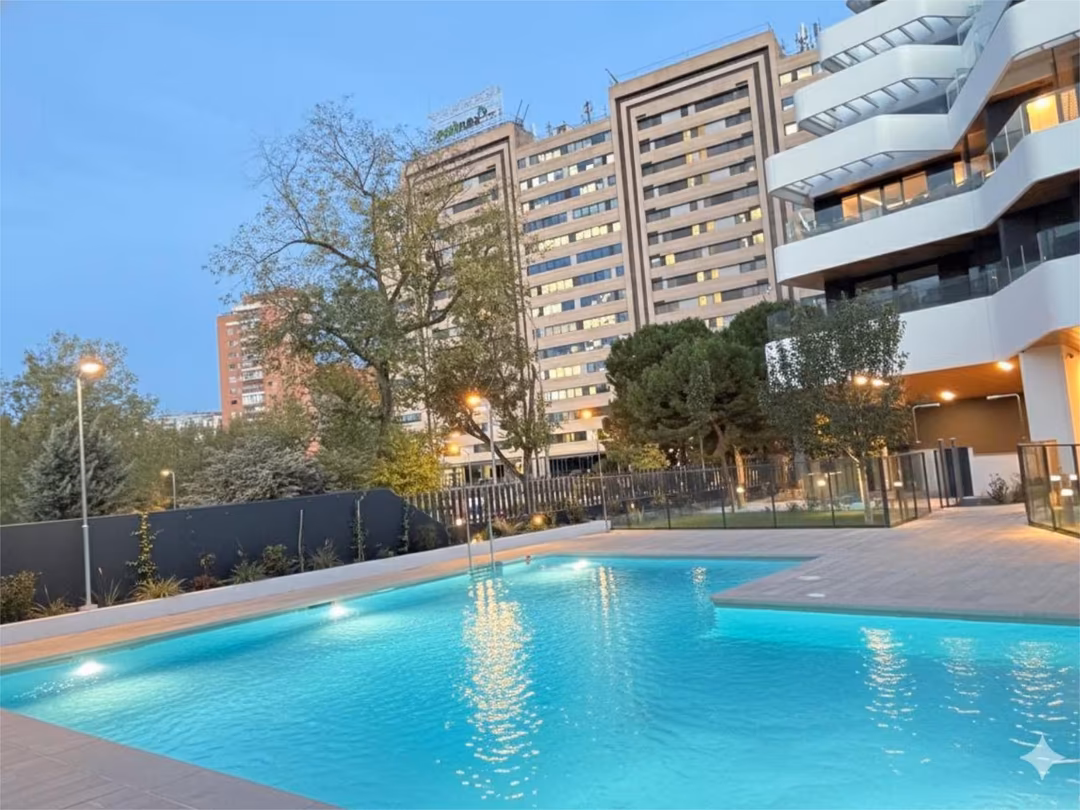 Piso en  Calle de Juan Esplandiú 21 - Foto 6