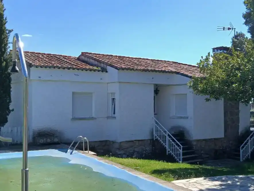 Chalet en  Calle Castillo de Turégano 13 - Foto 16