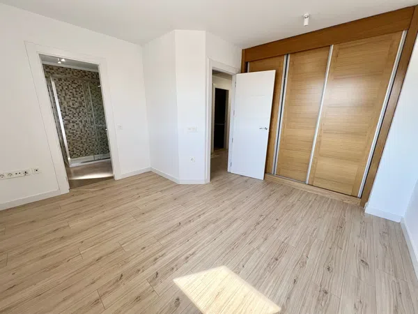 Chalet adosado en Calle Comunidad de Navarra, 4 - Foto 17