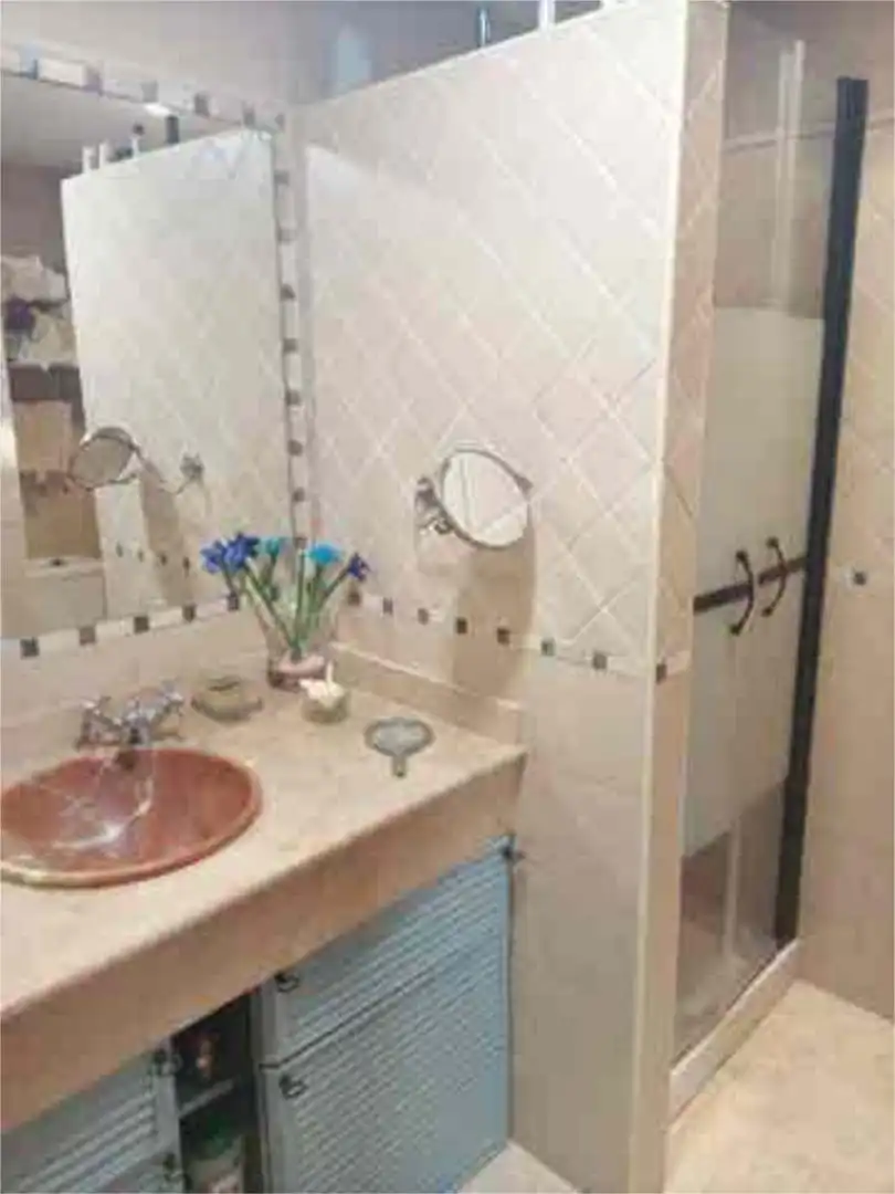 Apartamento en Reyes Católicos - Foto 2