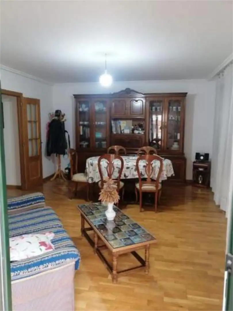 Piso en Plaza Isabel Crispín - Foto 4