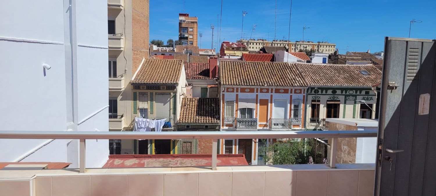 Casa independiente en calle de Josep Benlliure, 218 - Foto 2