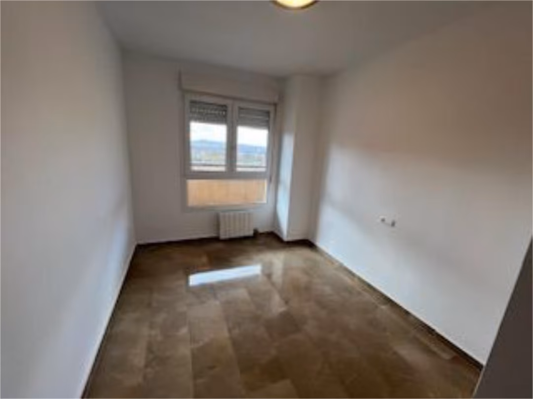 Piso en  Calle Yegen 3 - Foto 11