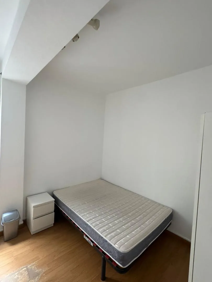 Piso en  Calle de Laguna de Rins 4 - Foto 6