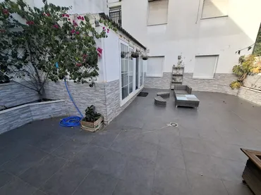 Piso en  Calle Santa María de Trassierra 28 - Foto 1