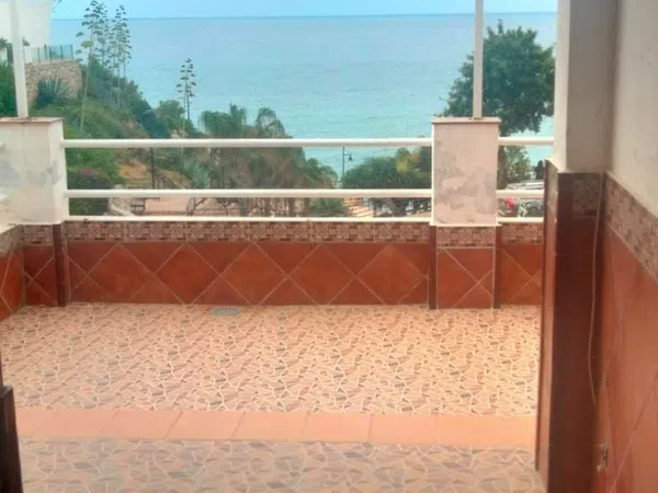 Chalet adosado en Urbanización Balcón de Málaga, 95