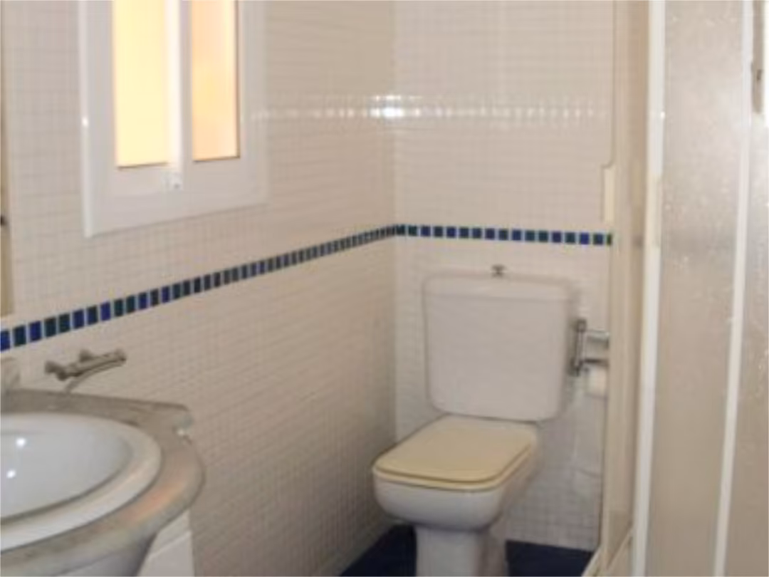 Piso en  Carrer Riu Éssera 24 - Foto 5