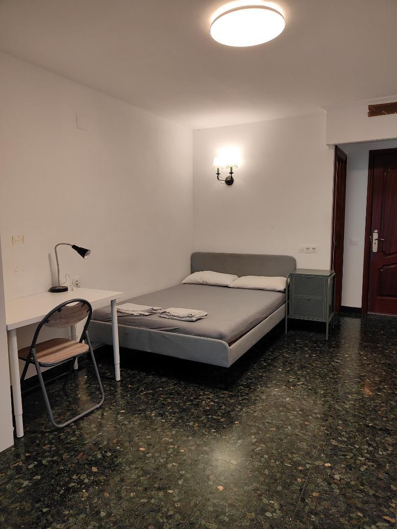 Estudio en  Carrer Modern 30 - Foto 4