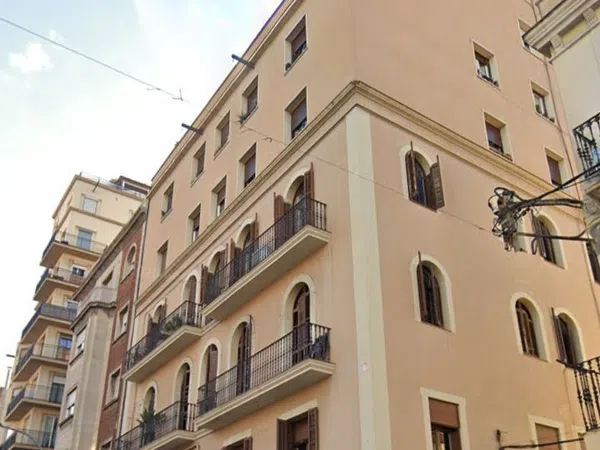 Piso en carretera de Collblanc, 51