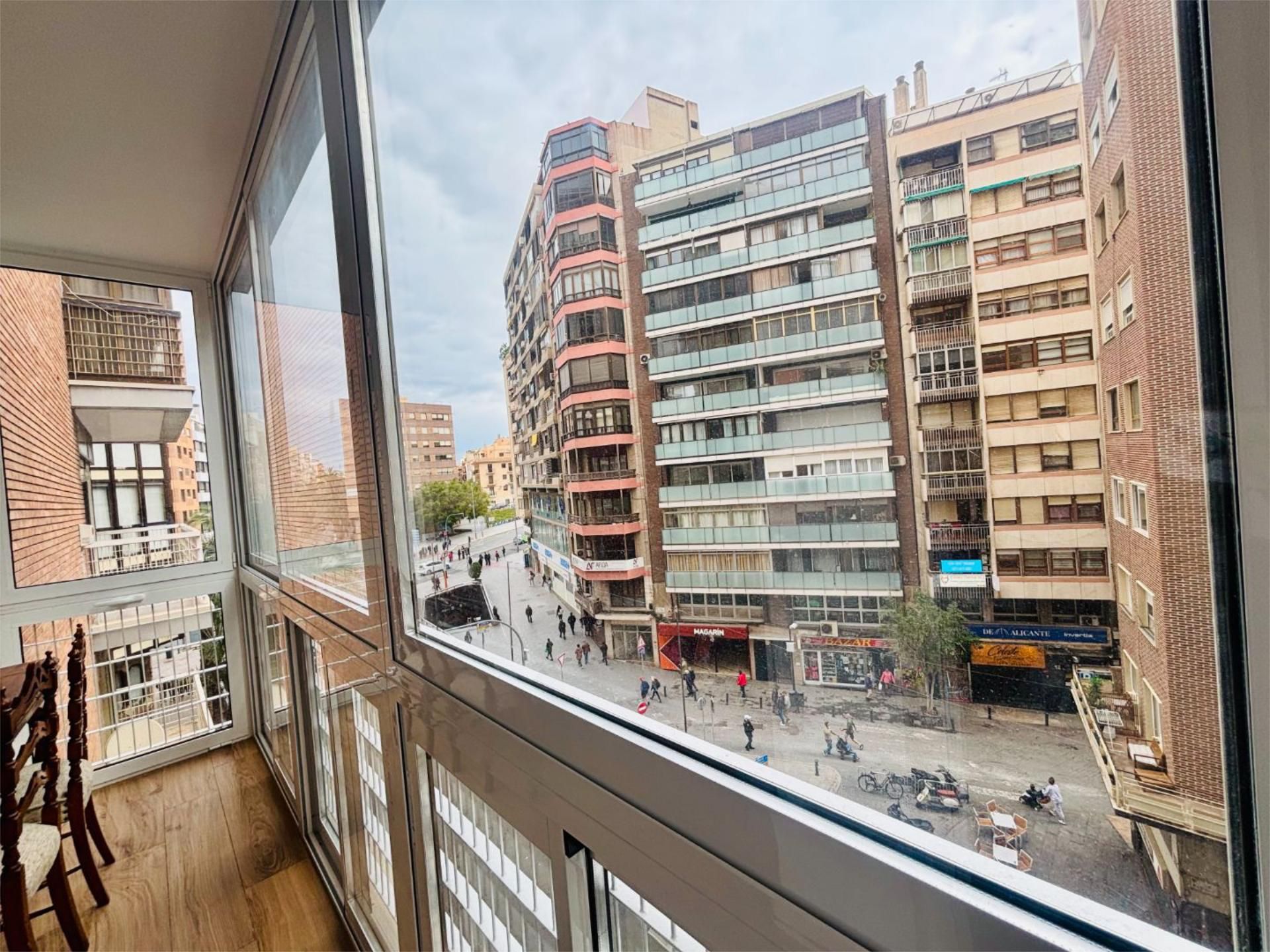 Apartamento en  Rambla de Méndez Núñez 43 - Foto 7