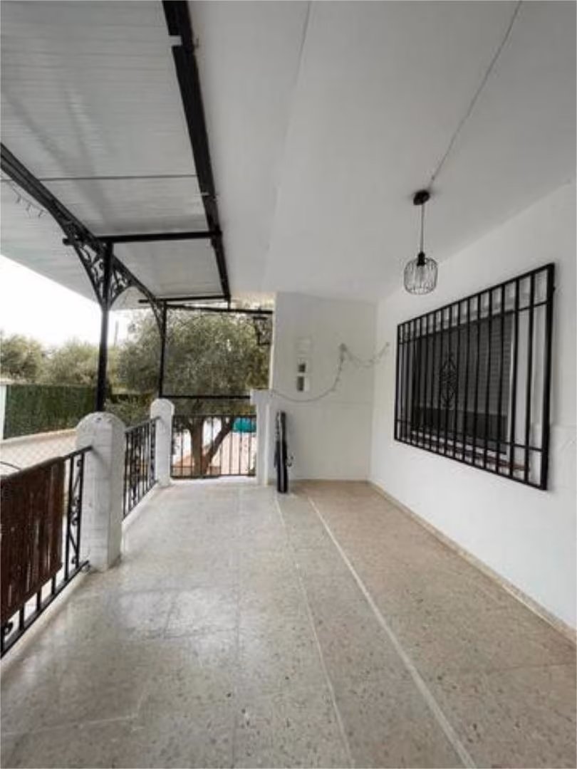 Chalet en Urbanización San Javier