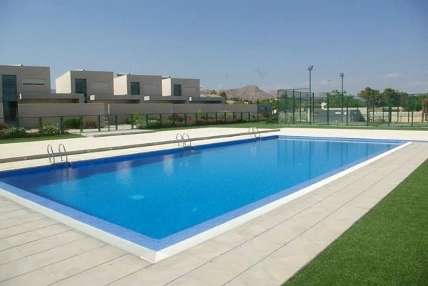 Chalet adosado en calle gorrion, 9 - Foto 4