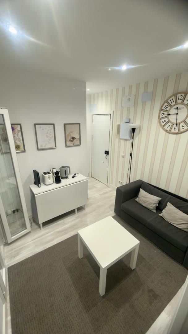 Piso en  Calle del Divino Pastor 15