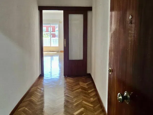 Piso en calle del Paular, 1