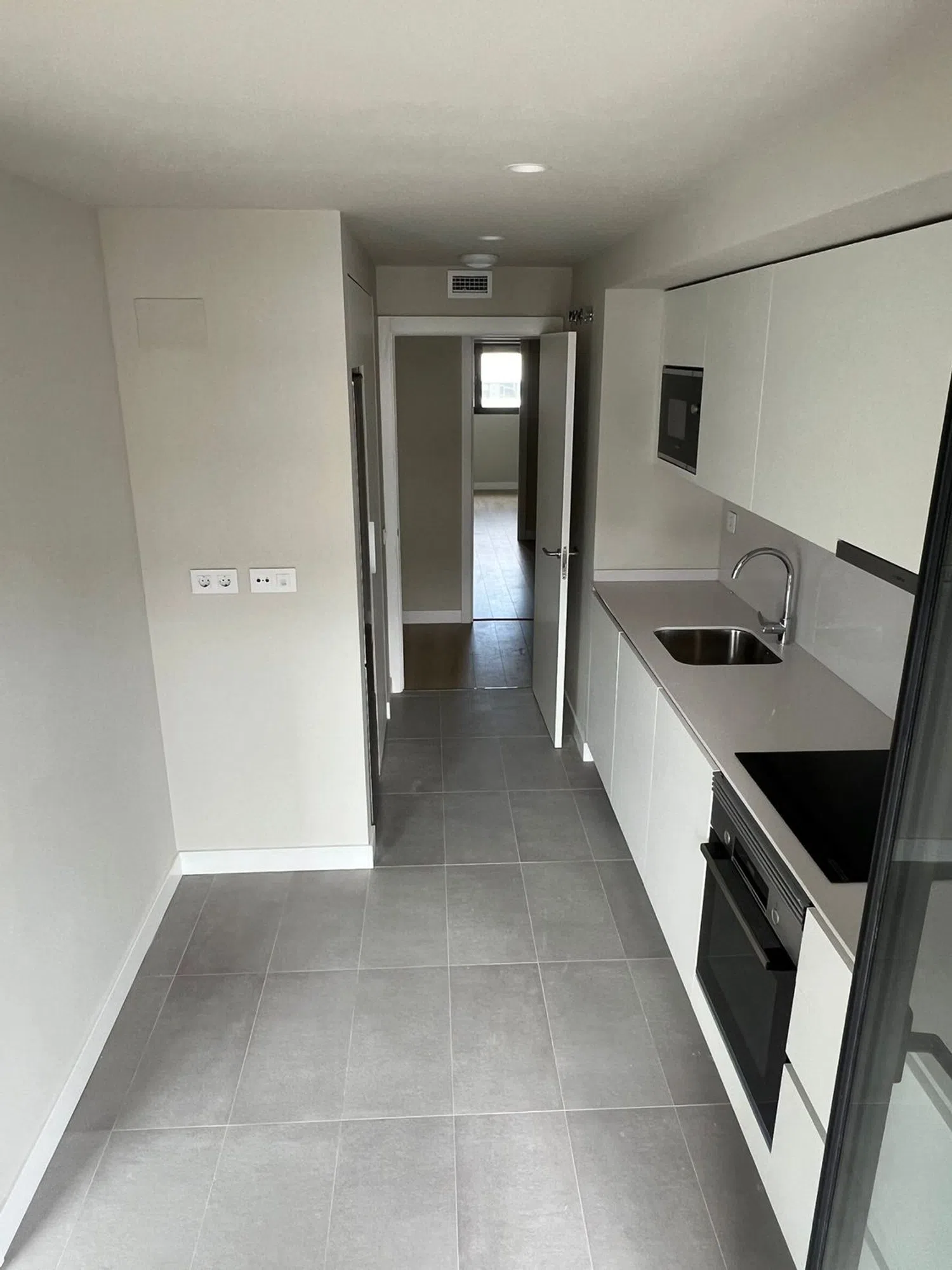 Piso en calle de la Indústria, 380 - Foto 4